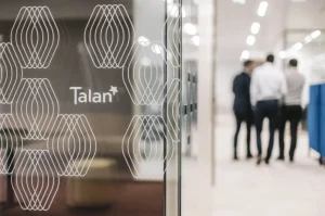 Photo locaux de Talan avec le logo de l'entreprise