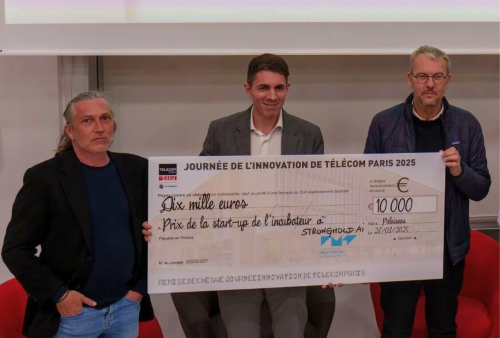 StrongholdAI prix de la start-up incubée à la journée innovation de Télécom Paris